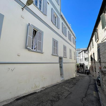 Quirky 1Br Just Off Main Street Prime Location Apartman Gibraltár Kültér fotó