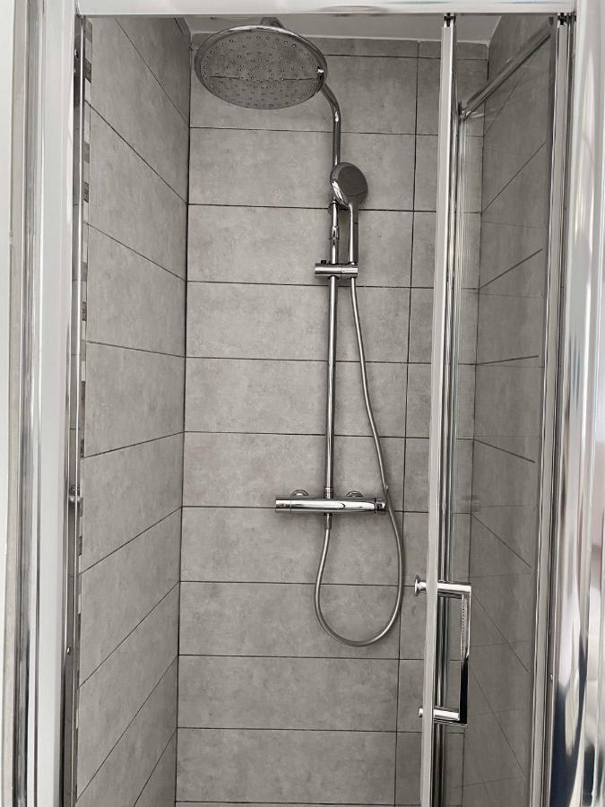 Quirky 1Br Just Off Main Street Prime Location Apartman Gibraltár Kültér fotó
