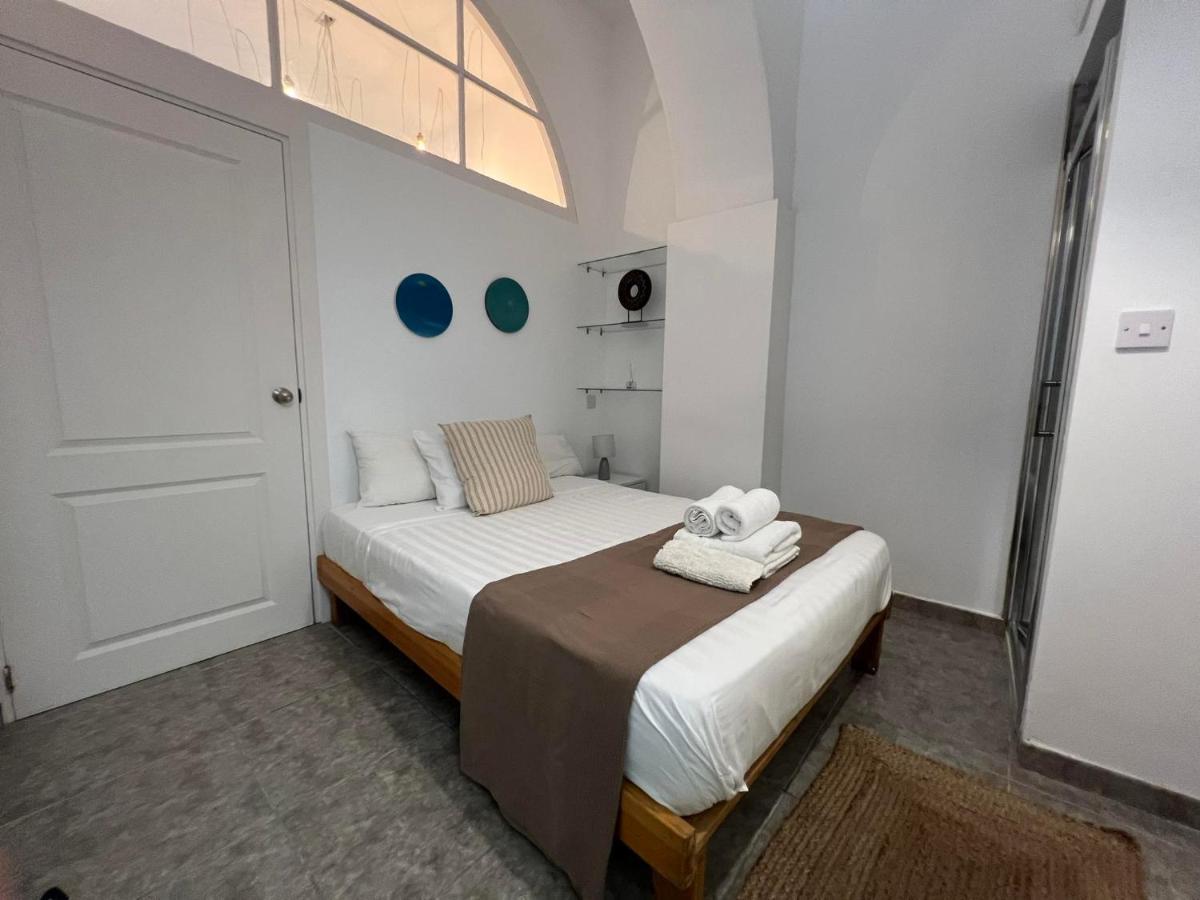 Quirky 1Br Just Off Main Street Prime Location Apartman Gibraltár Kültér fotó